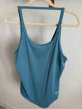 Nike Women’s Dri-Fit Blue Athletic Yoga Tank Top